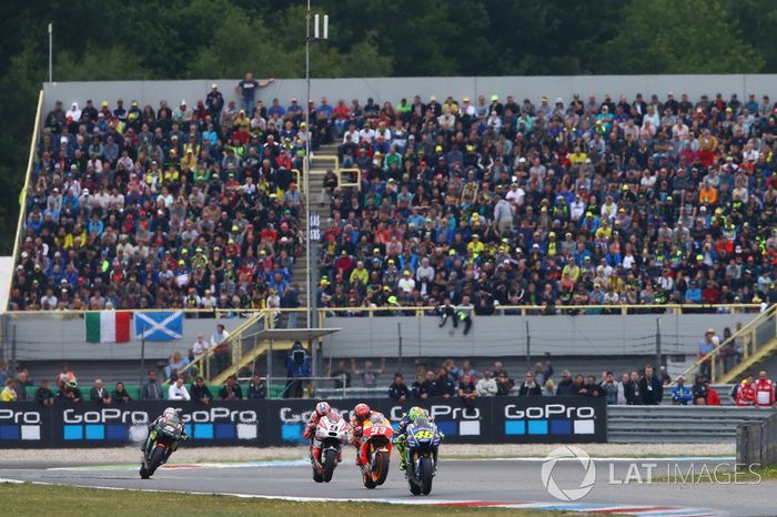 Valentino Rossi, Yamaha Factory Racing