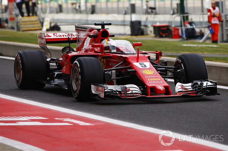 Sebastian Vettel, Ferrari SF70H, kokpit koruma sistemi ile