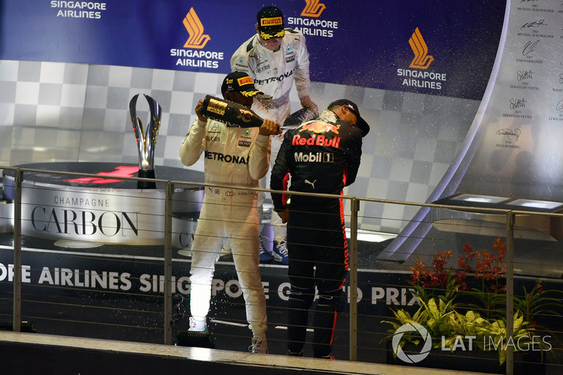 Podium: race winner Lewis Hamilton, Mercedes AMG F1, second place Daniel Ricciardo, Red Bull Racing, third place Valtteri Bottas, Mercedes AMG F1