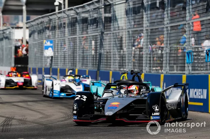 Sébastien Buemi, Nissan e.Dams, Nissan IMO1, Alex Lynn, Panasonic Jaguar Racing, Jaguar I-Type 3, Alexander Sims, BMW I Andretti Motorsports, BMW iFE.18 