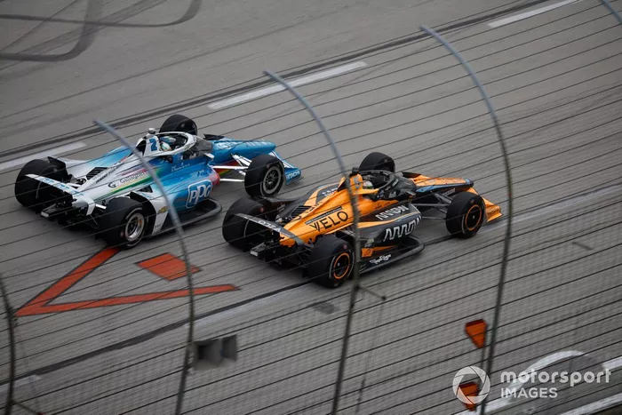 Josef Newgarden, Team Penske Chevrolet, Patricio O'Ward, Arrow McLaren Chevrolet