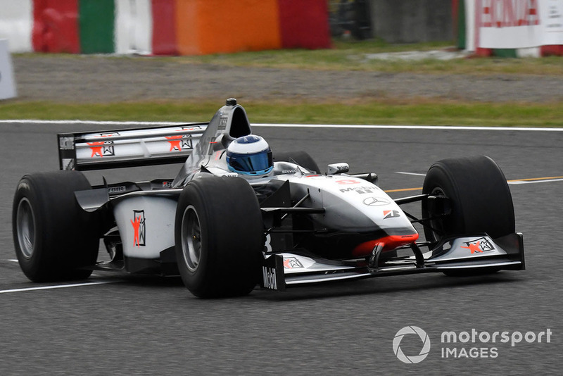 Mika Hakkinen, McLaren MP4-13 at Legends F1 30th Anniversary Lap Demonstration