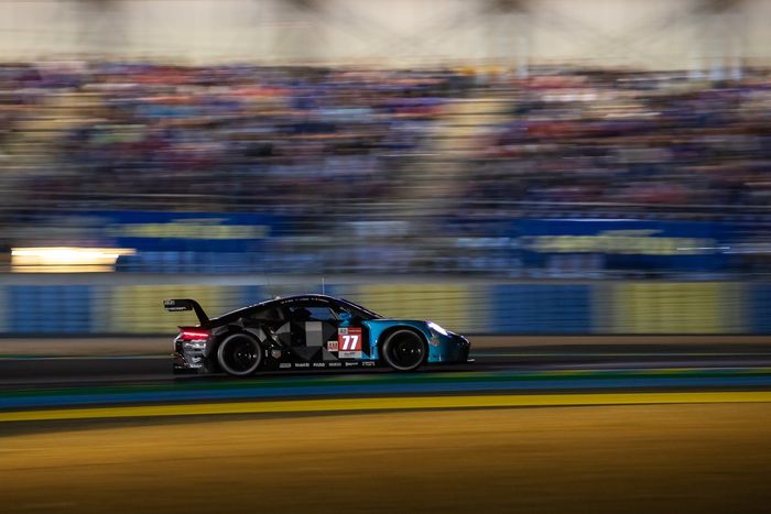 #77 Dempsey-Proton Racing Porsche 911 RSR - 19 LMGTE Am, Christian Ried, Jaxon Evans, Matt Campbell