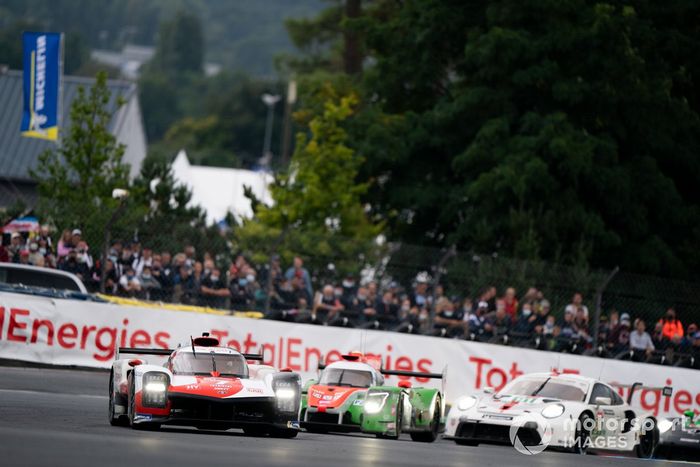 #7 Toyota Gazoo Racing Toyota GR010 - Hybrid Hypercar, Mike Conway, Kamui Kobayashi, José María López