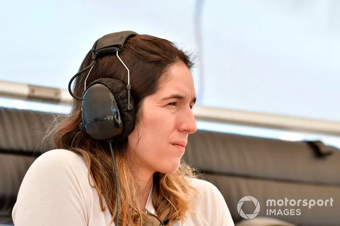 #57 Heinricher Racing w/Meyer Shank Racing Acura NSX GT3, GTD:  Bia Figueiredo