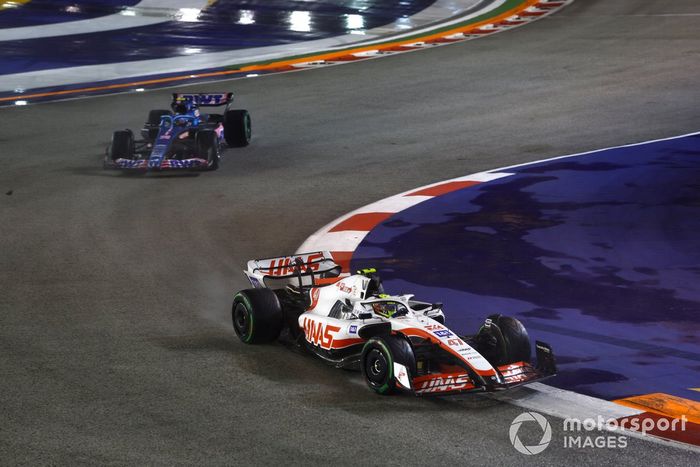 Mick Schumacher, Haas VF-22