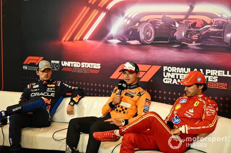 Max Verstappen, Red Bull Racing, Lando Norris, McLaren F1 Team, Carlos Sainz, Scuderia Ferrari, lors de la conférence de presse d'après qualification.