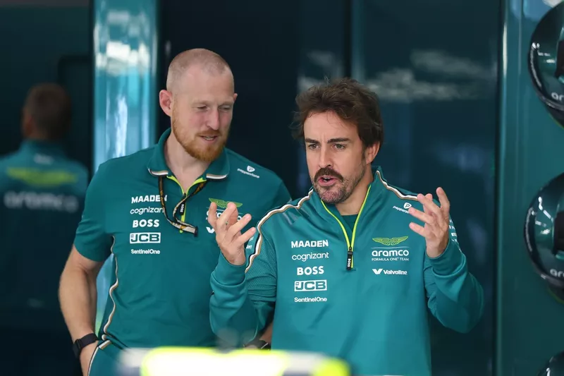 Fernando Alonso, Aston Martin Racing