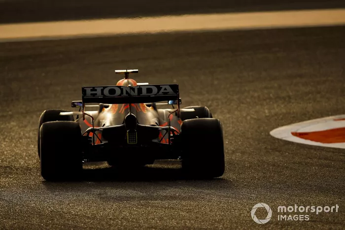 Sergio Pérez, Red Bull Racing RB16B 