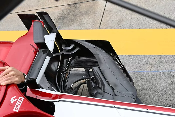 Detalle del bargeboard Alfa Romeo Racing C41