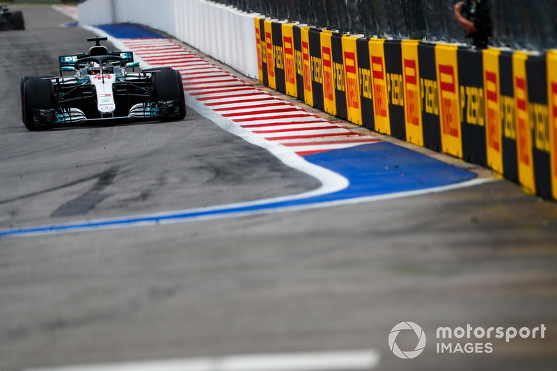 Льюіс Хемілтон, Mercedes AMG F1 W09