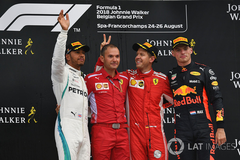 Lewis Hamilton, Mercedes AMG F1, David Sanchez, Ferrari, Sebastian Vettel, Ferrari y Max Verstappen, Red Bull Racing