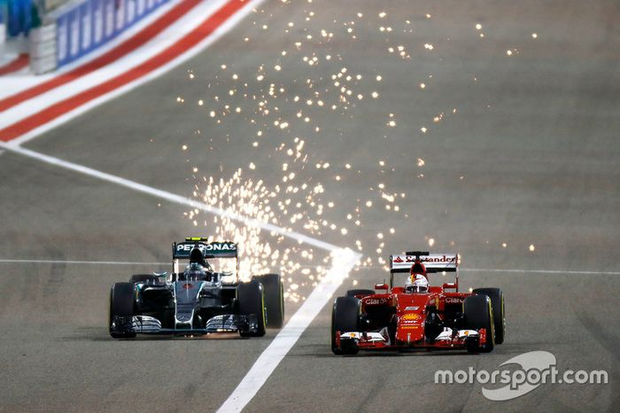 4 pilotos han conseguido dos veces la Pole Position en Bahrein: Sebastian Vettel, Lewis Hamilton, Michael Schumacher y Nico Rosberg 