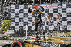 James Hinchcliffe, Schmidt Peterson Motorsports Honda, podium