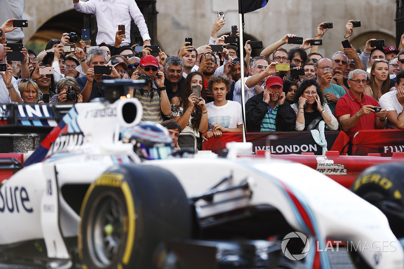 Lance Stroll, Williams FW40