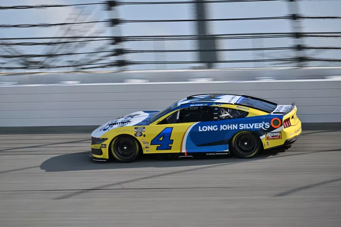 Noah Gragson, Front Row Motorsports