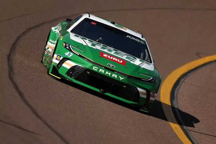 Erik Jones, Legacy Motor Club