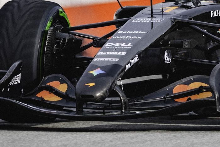 ماكلارين MCL40