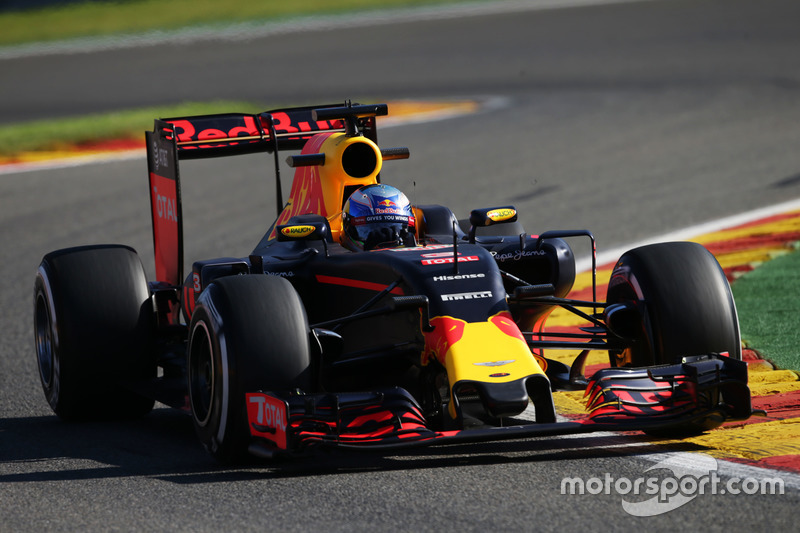 5. Daniel Ricciardo, Red Bull Racing RB12