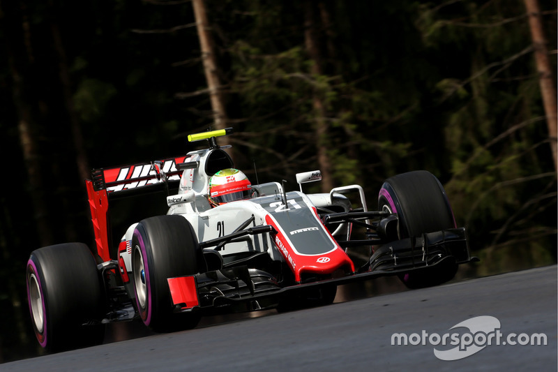 10: Esteban Gutierrez, Haas F1 Team VF-16