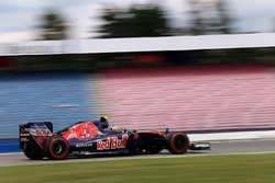 Карлос Сайнс-мол., Scuderia Toro Rosso