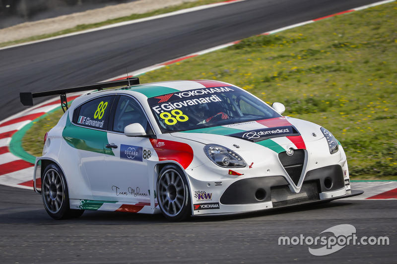 Team Mulsanne, Alfa Romeo Giulietta TCR