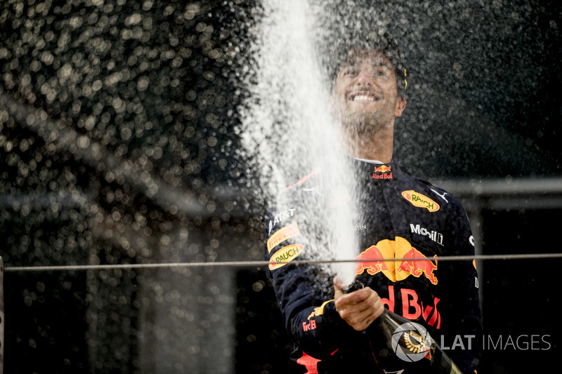 Race winner Daniel Ricciardo, Red Bull Racing