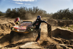 #300 Peugeot Sport Peugeot 3008 DKR: Stéphane Peterhansel, Jean-Paul Cottret