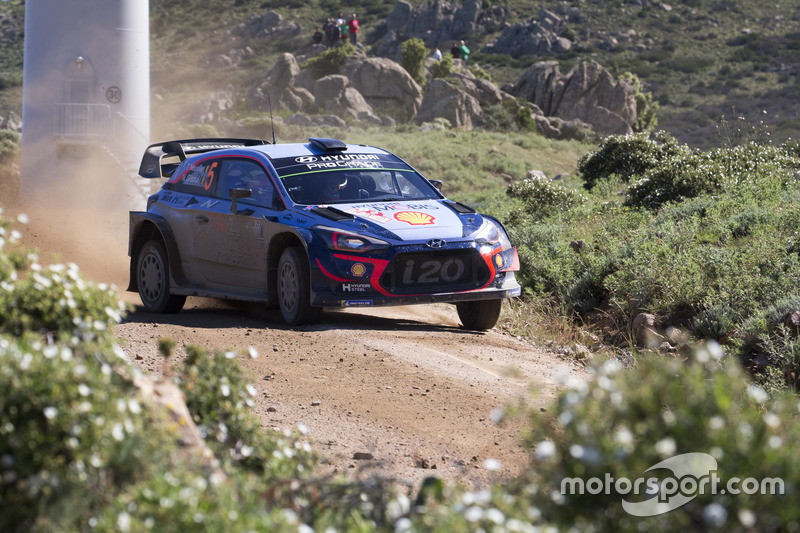 Thierry Neuville, Nicolas Gilsoul, Hyundai Motorsport Hyundai i20 Coupe WRC