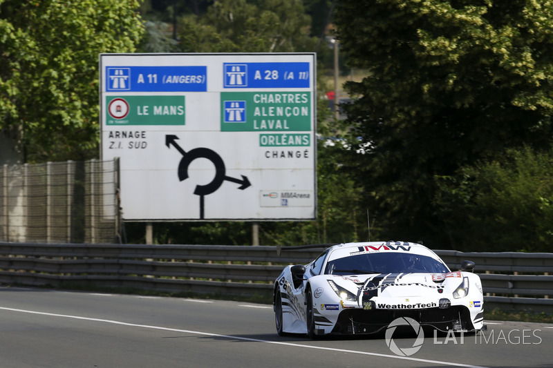 #84 JMW Motorsport Ferrari 488 GTE: Liam Griffin, Cooper MacNeil, Jeff Segal