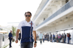 Felipe Massa, Williams, in the paddock