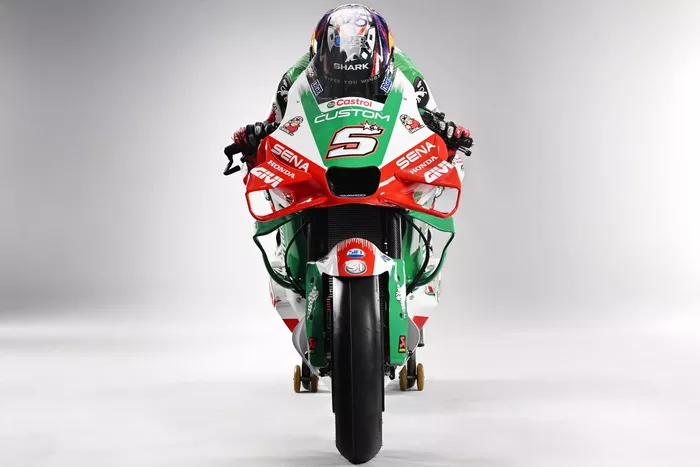 LCRホンダ、バンコクで2025年のMotoGPマシンカラーを公開。全11チーム