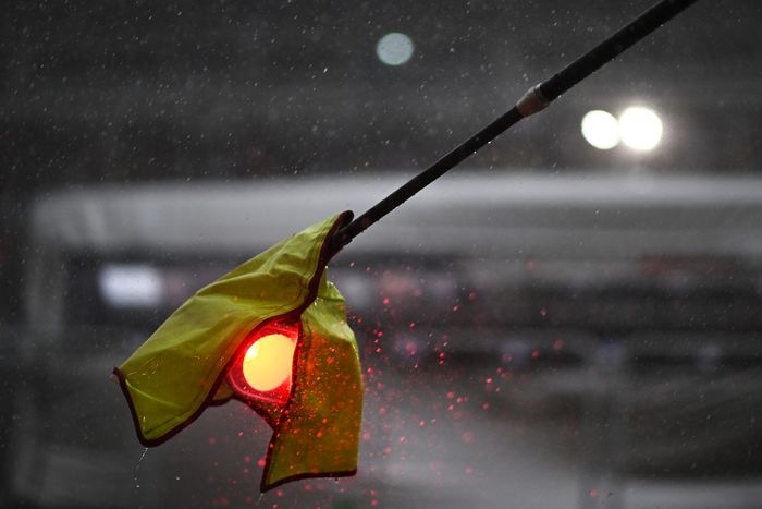 Lluvia previa a la sesión de clasificación