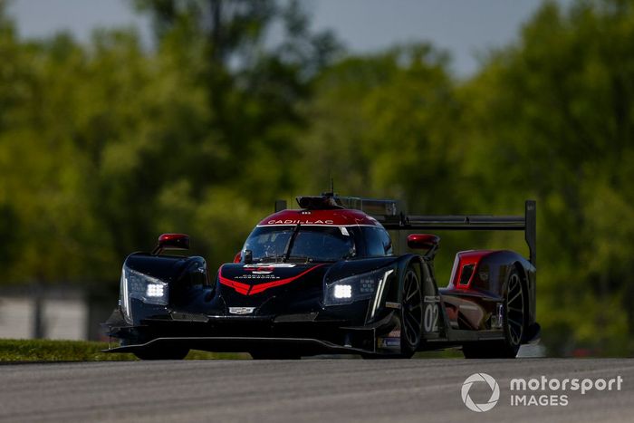 #02 Chip Ganassi Racing Cadillac DPi: Earl Bamber, Alex Lynn
