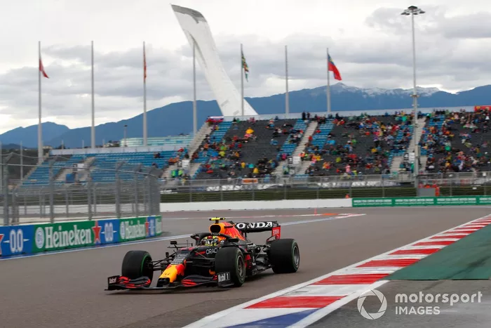Sergio Pérez, Red Bull Racing RB16B