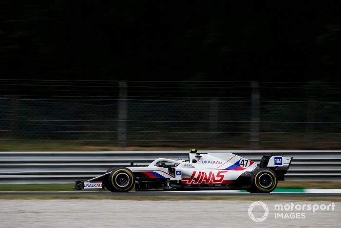 Mick Schumacher, Haas VF-21