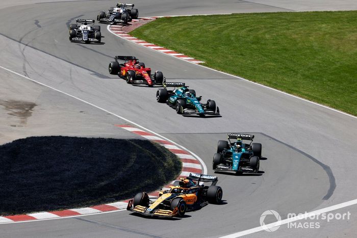 Lando Norris, McLaren MCL36, Sebastian Vettel, Aston Martin AMR22, Lance Stroll, Aston Martin AMR22, Charles Leclerc, Ferrari F1-75