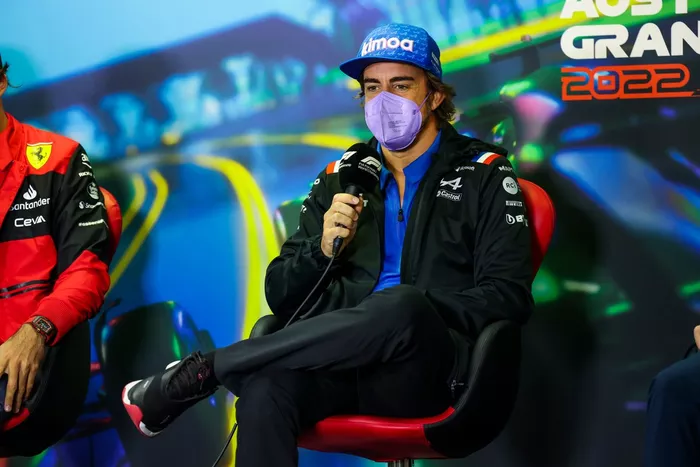 Fernando Alonso, Alpine F1 Team en la conferencia