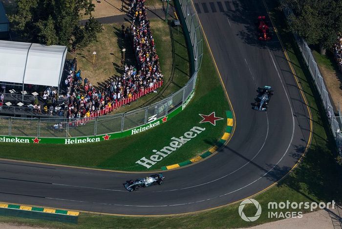 Valtteri Bottas, Mercedes AMG W10, Lewis Hamilton, Mercedes AMG F1 W10