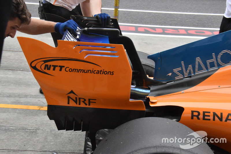 Os painéis da asa traseira sem paredes utilizados pela McLaren na Rússia e mais uma vez no Japão