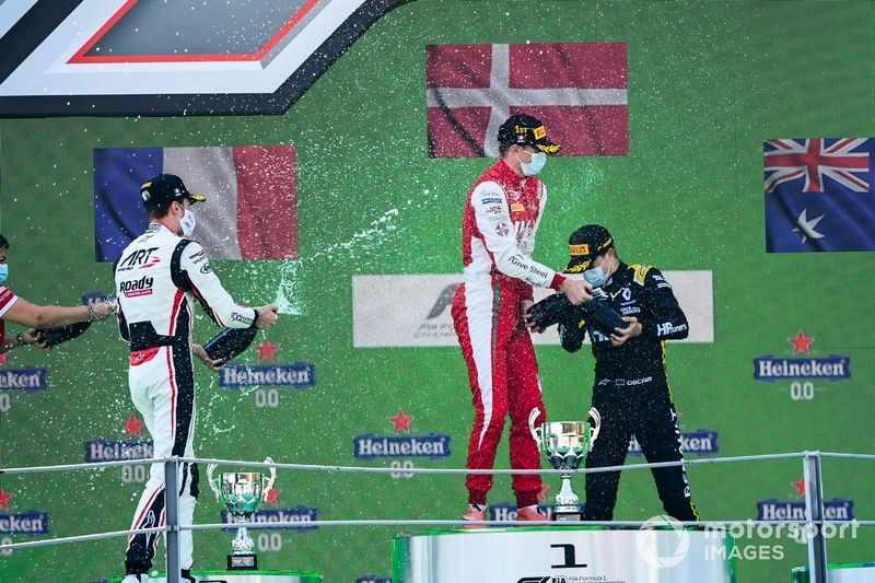 Theo Pourchaire, ART Grand Prix,  Frederik Vesti, Prema Racing y Oscar Piastri, Prema Racing 