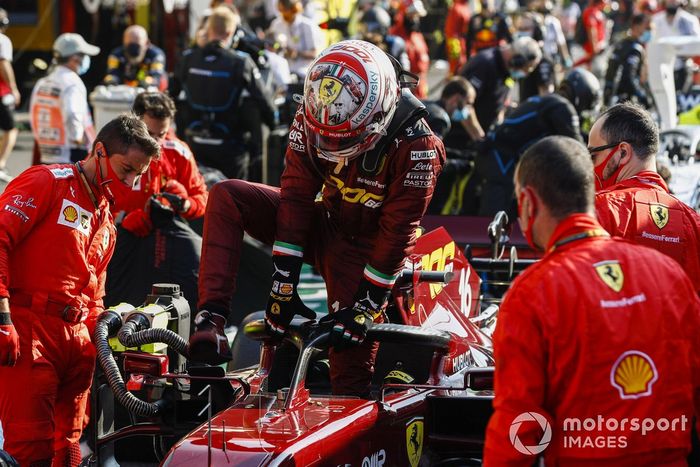 Charles Leclerc, Ferrari, en pit lane