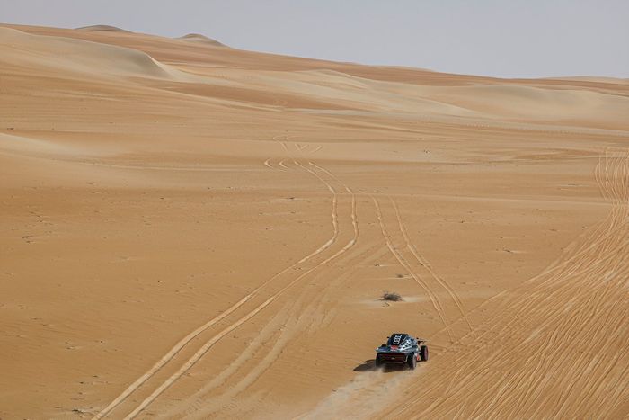 #211 Team Audi Sport Audi: Mattias Ekstrom, Emil Bergkvist