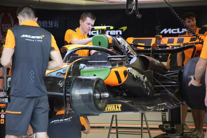 McLaren MCL60 detalles técnicos