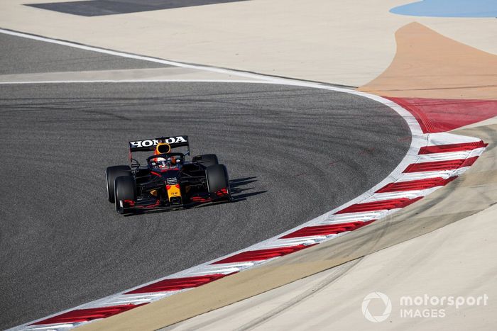 Max Verstappen, Red Bull Racing RB16B 