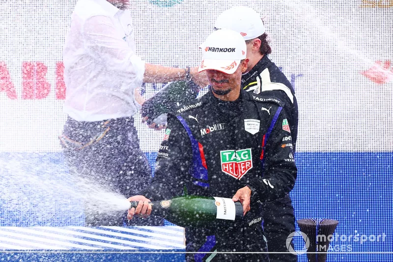Podium : deuxième place Pascal Wehrlein, TAG Heuer Porsche Formula E Team