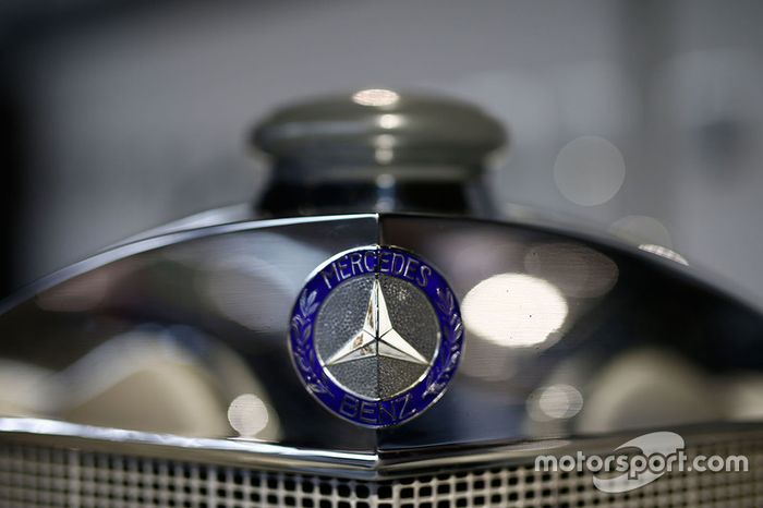 Mercedes vintage detalle