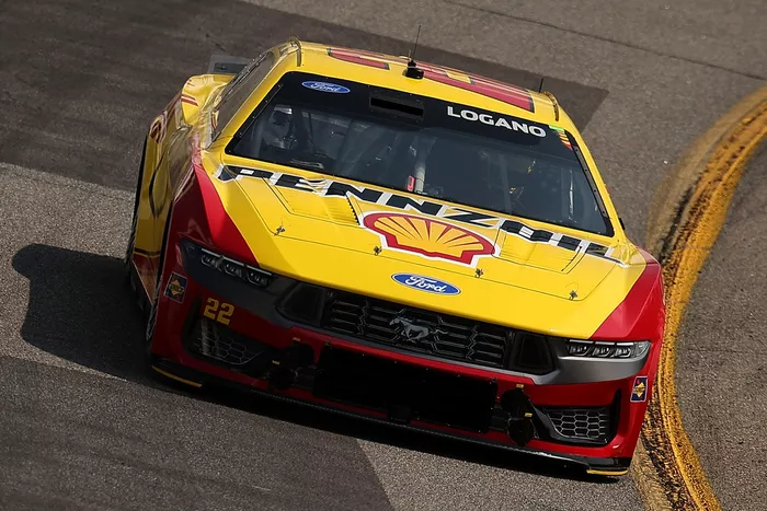 Joey Logano, Team Penske