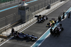 Autos von Artem Markelov, RUSSIAN TIME; Raffaele Marciello, RUSSIAN TIME; Mitch Evans, Pertamina Cam