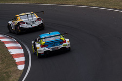 #60 BMW Team SRM, BMW M6 GT3: Steve Richards, Mark Winterbottom, Marco Wittmann; #24 Nissan Motorspo